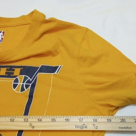 NBA Mens T-shirt Sz S Donovan Mitchell Utah Jazz Yellow Basketball Sports Sporty - Picture 5 of 6